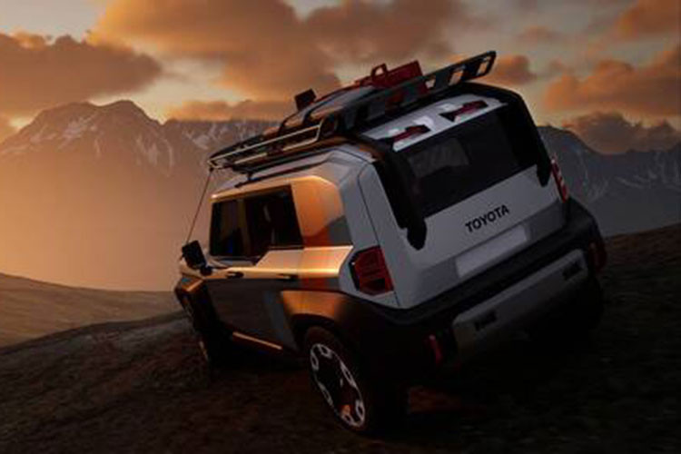 Theo ông Simon Humphries, Giám đốc thiết kế của Toyota, cho biết "Tập đoàn Nhật Bản có kế hoạch mở rộng dòng Land Cruiser trong tương lai thay vì chỉ dừng ở các loại động cơ xăng, diesel và hybrid". Điều này chứng tỏ Toyota Land Cruiser sẽ có thêm phiên bản thuần điện hoặc chạy bằng nhiên liệu hydro trong thời gian tới.