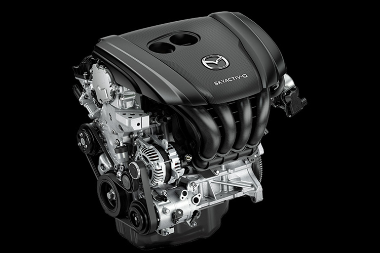 Cuối cùng là những trang bị an toàn như cảm biến hỗ trợ đỗ xe trước/sau, camera 360 độ, phanh tay điện tử, tự động giữ phanh tạm thời, đèn pha thích ứng, cảnh báo lệch làn đường, hỗ trợ giữ làn đường, phanh tự động khẩn cấp khi tiến/lùi, cảnh báo điểm mù, cảnh báo phương tiện cắt ngang phía sau, cảnh báo tiền va chạm, kiểm soát tốc độ, hệ thống kiểm soát hành trình thích ứng và 6 túi khí.