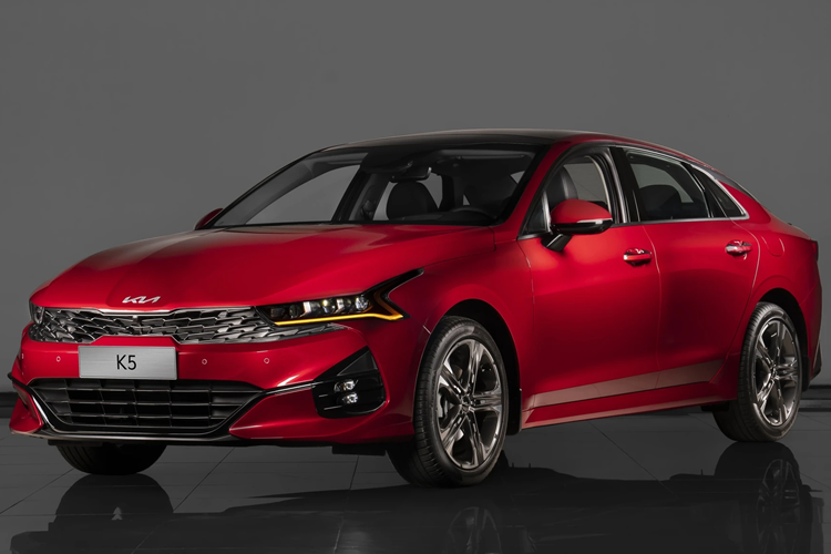 Hiện phiên bản Kia K3 1.6 MT có giá bán chỉ từ 549 triệu đồng, bản cao nhất 1.6 Turbo cũng có giá dưới 800 triệu đồng, mức giá bán cạnh tranh trong phân khúc C-sedan. 