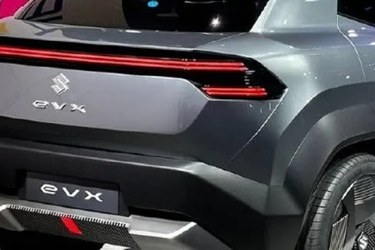Hãng Suzuki gọi mẫu SUV điện này là xe chiến lược toàn cầu. Vì vậy, phiên bản thương mại của Suzuki eVX sẽ được lắp ráp tại nhà máy ở bang Gujarat để phục vụ thị trường Ấn Độ và một số thị trường xuất khẩu từ năm 2025. Trước đó, hãng Suzuki cũng đã cam kết sẽ đầu tư 100 tỷ Rupee (khoảng 1,2 tỷ USD) cho nhà máy sản xuất ô tô điện tại Ấn Độ.