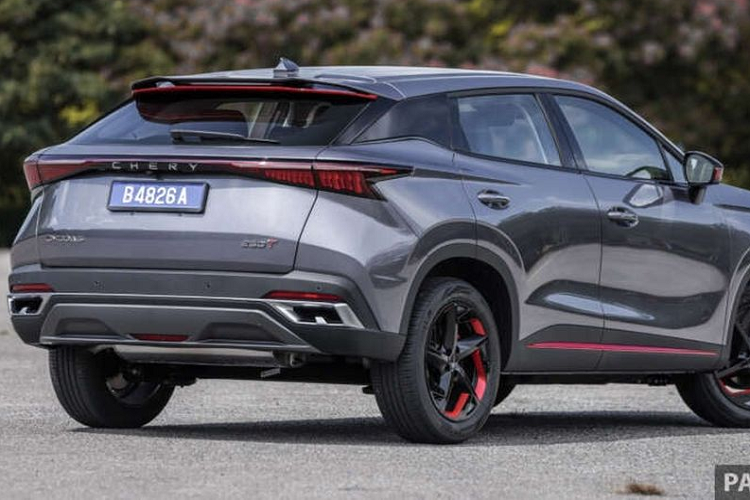 Thông tin này trái với nguồn tin trước đó cho rằng các mẫu xe Chery bán tại Việt Nam trong giai đoạn đầu sẽ có nguồn gốc từ Indonesia. Cụ thể, tại Triển lãm Ô tô Thượng Hải 2023, đại diện Chery có mặt tại hội chợ cho biết xe bán tại Việt Nam sẽ nhập khẩu từ Indonesia.