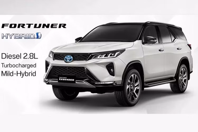 Toyota Fortuner 2024 moi se co dong co mild hybrid tiet kiem xang
