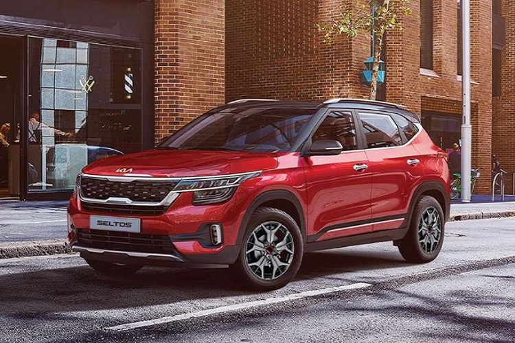  9. KIA Seltos Tháng 7/2023, KIA Seltos vẫn thành công ở lại vị trí thứ 9 của bảng xếp hạng những mẫu xe bán chạy nhất tháng. Cụ thể, mẫu crossover cỡ B của KIA đạt doanh số 905 chiếc, tăng 11% (tương ứng 803 chiếc) so với tháng 6. Tổng cộng trong nửa đầu năm 2023, Seltos bán ra được 4.209 chiếc.