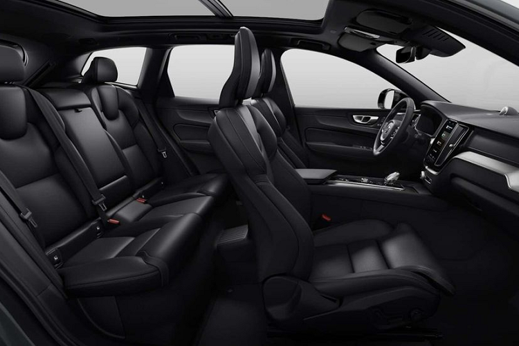 Mức giá xe Volvo XC60 B5 Black Edition 2024 có mức niêm yết khoảng 58.595 USD (khoảng 1,36 tỷ đồng). Trong khi đó, phiên bản XC60 T8 Recharge Ultimate Black Edition cao cấp hơn có giá từ 70.045 USD (khoảng 1,65 tỷ đồng).