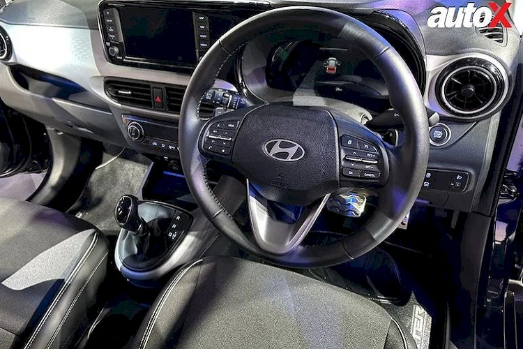 Tùy chọn thứ hai là động cơ chạy bằng khí nén thiên nhiên CNG với công suất tối đa 69 mã lực và mô-men xoắn cực đại 95,2 Nm, đi kèm hộp số sàn 5 cấp.