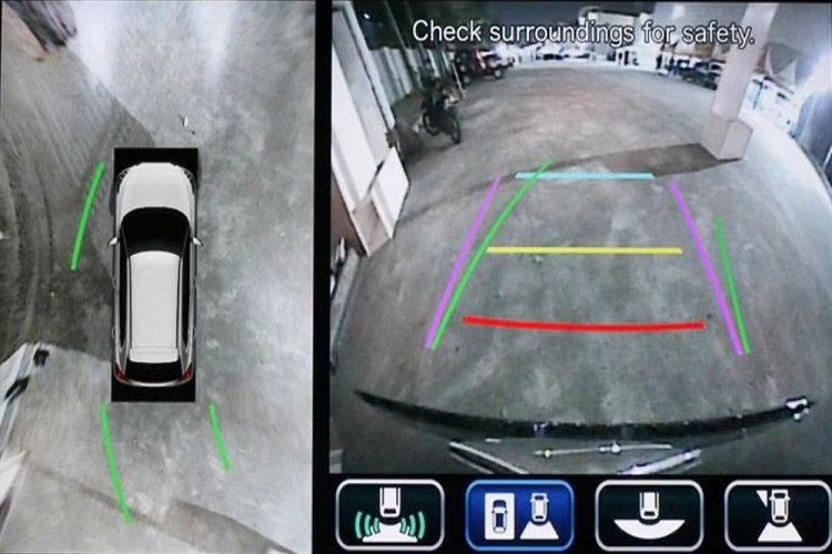 Xe được bố trí 4 camera xung quanh xe, bao gồm dưới logo phía trước, ở hai gương chiếu hậu và trên cửa cốp sau. Trên thực tế, đây là 2 trang bị đã có sẵn trên Suzuki Baleno thế hệ mới ở thị trường Ấn Độ ngay từ thời điểm ra mắt. Tuy nhiên, mãi đến nay, Suzuki Baleno 2023 dành cho Indonesia mới có những trang bị tương tự xe ở Ấn Độ.