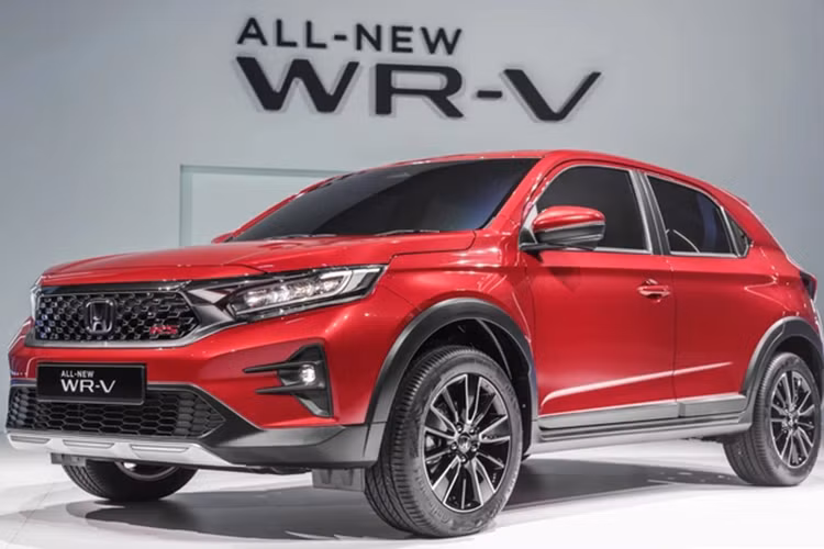 Không chỉ là lựa chọn thay thế sáng giá cho Toyota Raize và Daihatsu Rocky, Honda WR-V còn thu hút sự chú ý tại thị trường Nhật Bản vì sở hữu trang bị khá phong phú trong tầm giá.