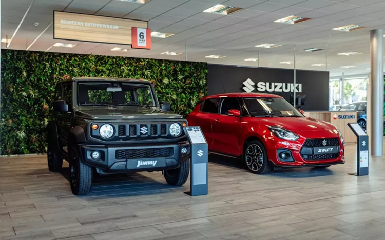 Suzuki khong muon chia se Jimny va Swift voi doi tac “ruot” Toyota