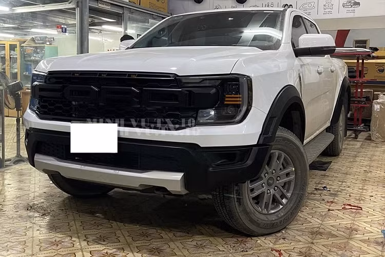 Có nhiều người không hiểu về độ đam mê thì sẽ bảo người như anh Công phí tiền vì vừa mua con xe mới tinh đã mang đi độ, sao không mua xe cũ về độ cho đỡ xót xe. Tuy nhiên, mỗi người mỗi quan điểm và chỉ cần mình thích là nhích được rồi.