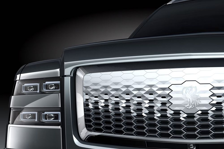 Khách hàng cũng có thể yêu cầu một chiếc Century gầm cao với cửa mở ngược hay cửa lùa, nội thất trang trí bằng vàng hoặc sợi carbon. Dù ở phiên bản nào, những chiếc SUV Century này sẽ không mang logo Toyota.