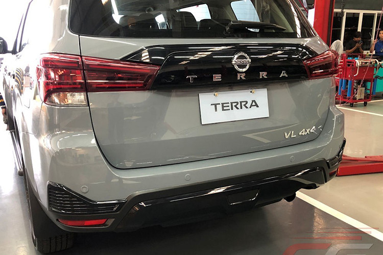 Theo nguồn tin từ các tư vấn bán hàng tại đại lý Nissan dự kiến sẽ về Việt Nam vào cuối năm nay, mức giá xe Nissan Terra Sport 2023 bán ra khoảng 1,2 tỷ đồng cho bản sử dụng động cơ diesel.