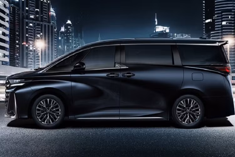 Cuối cùng là những tính năng an toàn như hệ thống phanh khẩn cấp tự động, hỗ trợ lái chủ động Proactive Driving Assist, đỗ xe điều khiển từ xa Advanced Park và hệ thống kiểm soát hành trình ở tốc độ thấp Advanced Drive. Hiện Toyota Alphard thế hệ mới đã ra mắt một số thị trường Đông Nam Á như Thái Lan và Indonesia. Sẽ không bất ngờ nếu mẫu MPV này cũng trình làng ở Việt Nam trong tương lai gần.