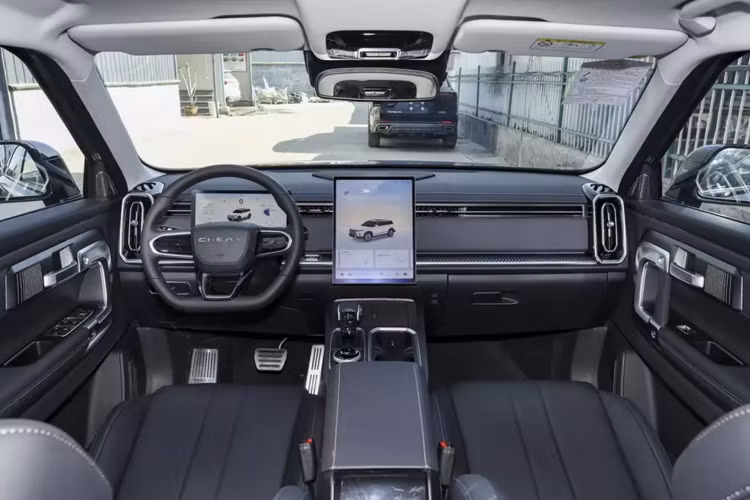 Ngoại hình của phiên bản đô thị không có nhiều thay đổi và vẫn giữ nguyên đường nét nguyên bản, thay đổi lớn nhất ở mặt trước là nhà sản xuất đã điều chỉnh lại hình dạng của lưới tản nhiệt.