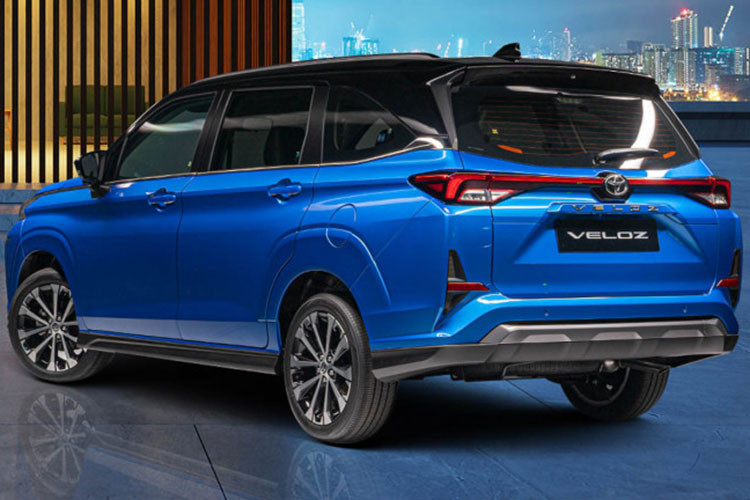 Dựa trên những thông tin sẵn có, có thể chắc chắn rằng, mẫu xe sẽ ra mắt lần này chính là Toyota Veloz Hybrid 2024 mới. Dòng xe này dự kiến sử dụng chung pin và hệ truyền động của Toyota Yaris Cross Hybrid thay vì Innova Zenix Hybrid - mẫu xe phù hợp để vận hành nặng hơn.