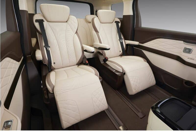 Sức mạnh của chiếc xe MPV hạng sang cỡ lớn Bestune M9 đến từ động cơ tăng áp dung tích 2.0L với công suất tối đa 241 mã lực, trái tim này kết hợp với hộp số tự động 8 cấp và hệ dẫn động cầu trước.