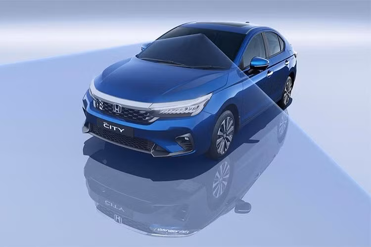 Thông tin chi tiết về động cơ của Honda City vẫn chưa được hé lộ. Theo bản ra mắt tại Ấn Độ, xe sẽ có 2 tùy chọn động cơ là xăng và hybrid. Thông số bản xăng 1.5L i-VTEC là 119 mã lực/145 Nm và tùy cấu hình mà động cơ trên ghép cặp cùng hộp số sàn 6 cấp hoặc CVT.
