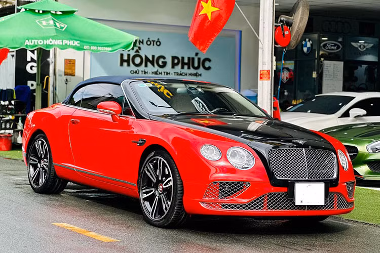 Bentley Continental GTC sieu sang 