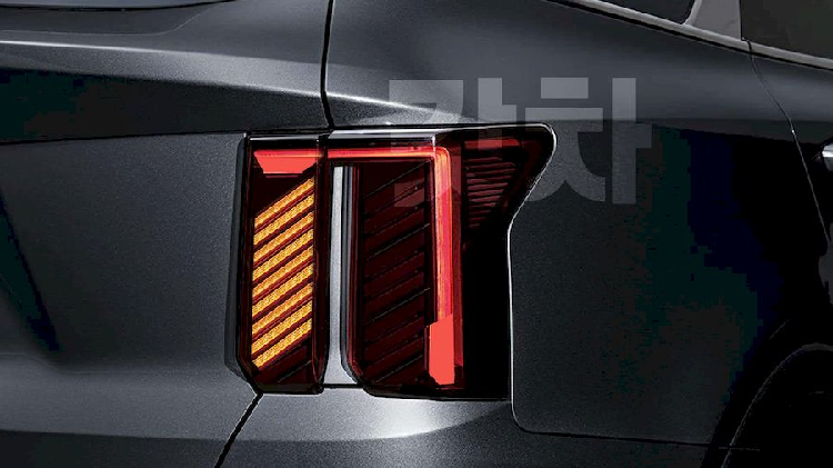 Xem truoc thiet ke Kia Sorento 2024 ra mat cuoi nam nay-Hinh-3