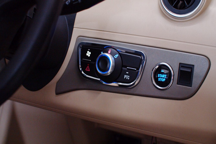 Khi có mặt trên thị trường Việt Nam, Zhidou A01 sẽ được thay đổi logo và tên thương hiệu cho phù hợp. Đồng thời, Zhidou cũng hé lộ sẽ triển khai mạng lưới sạc rộng khắp Việt Nam và cho phép các loại xe điện khác sạc chung. Đối thủ của Zhidou A01 tại Việt Nam chính là Wuling Hongguang Mini EV sắp ra mắt