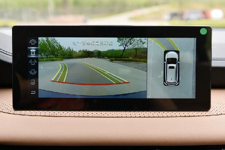 Xe vẫn giữ nguyên cách bố trí không gian 7 chỗ, đồng thời cũng đã thực hiện một số nâng cấp về cấu hình và chức năng... Dự đoán, mẫu xe MPV Wuling Jiachen sẽ sớm được đưa về Việt Nam sau khi liên doanh SAIC-GM-Wuling ra mắt chính thức.