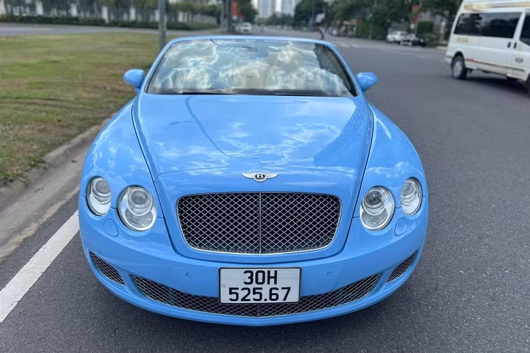 Bentley Continental GTC sieu sang 