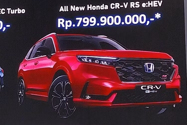 Tuy nhiên, lượng xe SUV Honda CR-V 2023 phân phối tại thị trường Indonesia trong năm nay sẽ bị giới hạn trong con số từ 1.300 - 1.500 xe. Xe dành cho thị trường Indonesia được nhập khẩu nguyên chiếc từ Thái Lan. Đây cũng là lý do vì sao Honda CR-V thế hệ thứ 6 ở Indonesia đắt hơn đáng kể so với xe tại Thái Lan.