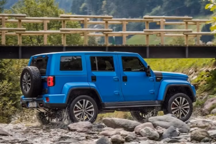 Mức giá xe Ickx K2 2023 bán ra lên đến 60.180 USD (khoảng hơn 1,4 tỷ đồng) tại Trung Quốc. Đây sẽ là một trong những đối thủ mới của Range Rover và Mercedes-Benz G-Class.