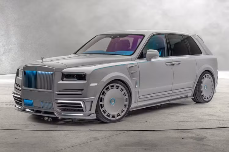 Màu xám Nardo lần đầu được Audi giới thiệu vào năm 2013 và kể từ đó đến nay, dải màu sắc này đã trở nên phổ biến hơn trên các mẫu xe sang thuộc nhiều thương hiệu khác nhau, bao gồm cả BMW và Porsche. Không chỉ vậy mà Rolls-Royce Cullinan siêu sang cũng được Mansory độ lên.