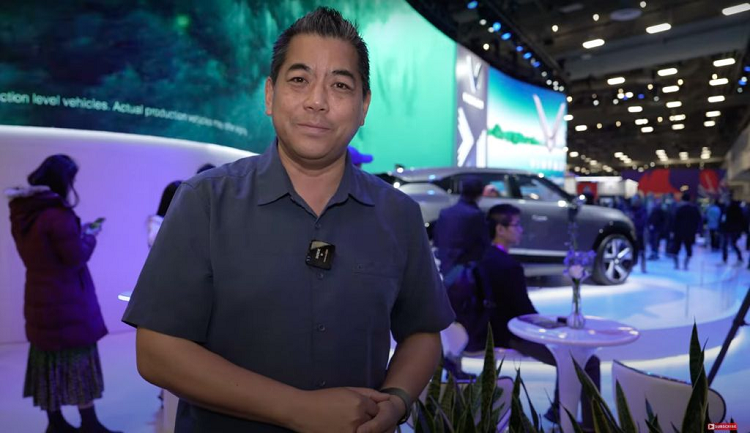 VinFast VF6 va VF7 nhan duoc nhieu loi khen tai Trien lam CES 2023