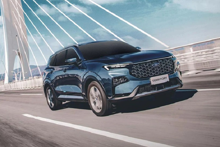 Trong 2 tháng cuối năm, Territory đã mang về doanh số 2.059 xe, chiếm khoảng 14% thị phần của phân khúc SUV cỡ C vốn khá đông đúc với nhiều đối thủ đáng gờm như Honda CR-V, Mazda CX-5 hay Hyundai Tucson.