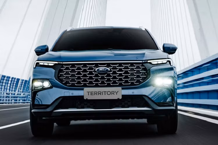 Trong số các sản phẩm ra mắt trong năm vừa qua, Ford Territory 2023 mới là một “gương mặt” sáng giá. Dù mới chỉ được ra mắt vào tháng 11/2022, tân binh này đã cho thấy sức hút của mình tại thị trường Việt Nam.