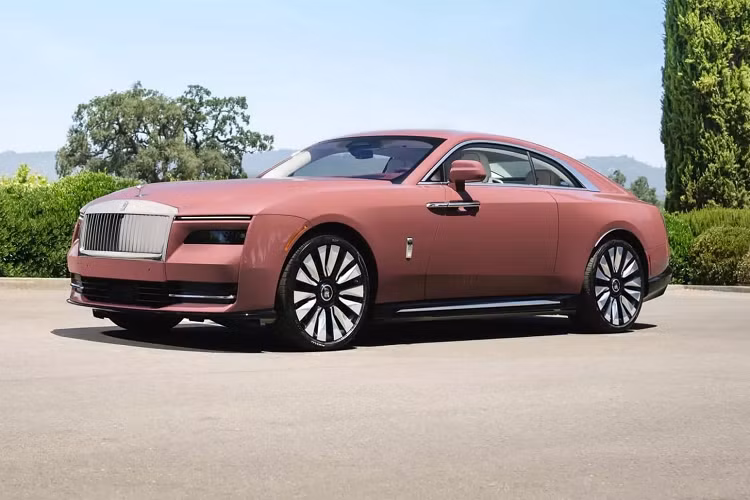 Ngam Rolls-Royce Spectre dac biet mau Morganite gia gan 10 ty dong
