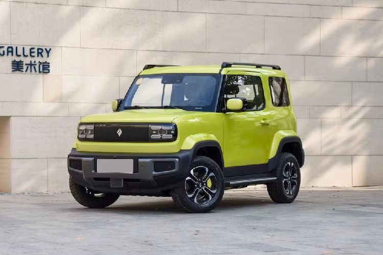 Tuy nhiên, tại thị trường Ấn Độ, mẫu xe này sẽ được phân phối dưới thương hiệu MG thay vì Baojun. Hiện cả MG và Baojun đều là thương hiệu con của tập đoàn xe lớn nhất Trung Quốc SAIC nên điều này cũng không có gì lạ. Trước đó, Wuling Air EV đã được bán tại thị trường Ấn Độ dưới cái tên MG Comet.