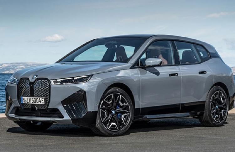 BMW trieu hoi gan 3500 xe dien vi loi bo phan tao tieng on-Hinh-2