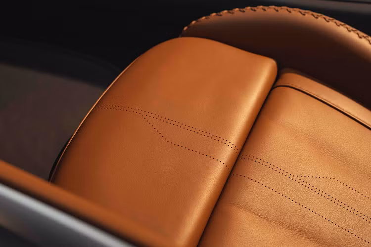 BMW Concept Touring Coupe trang bị động cơ 6 xy-lanh thẳng hàng 3.0L, còn lại công suất, mô-men xoắn và hộp số của xe không được hãng công bố. Tuy nhiên, nhiều nhận định cho rằng mẫu xe này sẽ có sức mạnh tương đương Z4 M40i với động I6 tăng áp 3.0L cho công suất 388 mã lực (đối với thị trường Mỹ) và một số thị trường khác công suất là 340 mã lực.