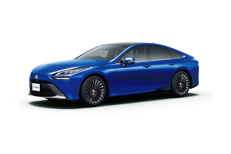 Xe chỉ có thêm hệ thống đèn 64 màu nội thất và công nghệ chìa khóa kỹ thuật số. Hiện Toyota vẫn chưa chia sẻ thông tin về những nâng cấp ở hệ thống truyền động.