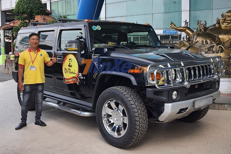 Với sự kín tiếng trên mạng xã hội, việc tìm hiểu ông chủ của tập đoàn Tân Hiệp Phát, người vừa mới bị Cơ quan Cảnh sát điều tra (C01, Bộ Công an) ký các lệnh bắt giữ, bắt tạm giam ngày 8-10/4, sở hữu xe Hummer H2 từ khi nào là rất khó.