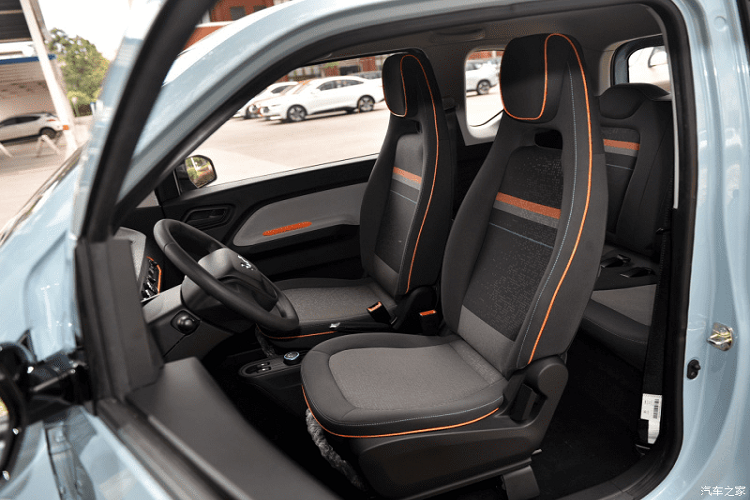 Trước đó, giá xe Wuling Hongguang Mini EV được bán ra từ 32.800 nhân dân tệ, tương đương 111 triệu đồng.