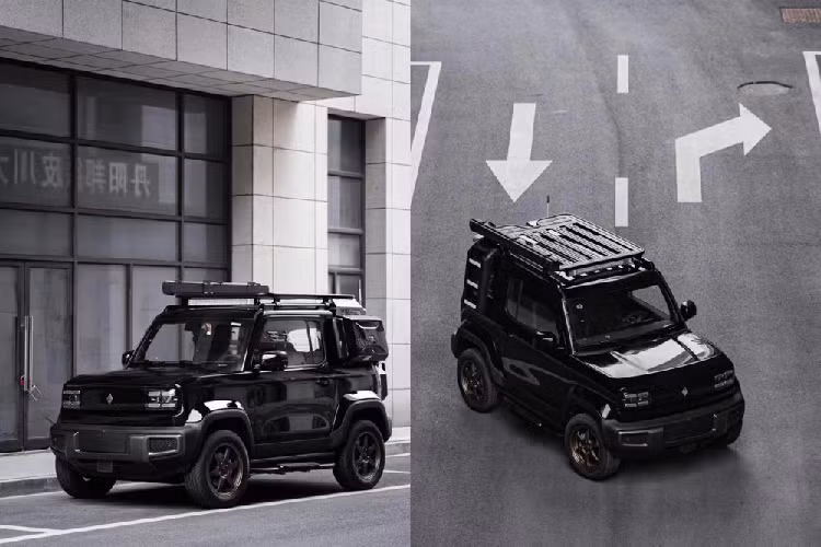 Ở phía sau xe, người đặt mua Baojun Yep bản độ này sẽ được cung cấp một cặp sách bên hông để đựng đồ, với kích thước 70*61*27 cm giúp mở rộng thêm không gian chứa đồ, phía sau còn sử dụng cánh gió sau ABS để thể hiện tốt hơn khả năng off-road cho xe.