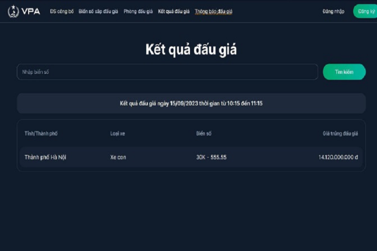  Biển số 30K-555.55 Chỉ sau khoảng 10 phút “lên sàn”, chiếc biển VIP thuộc khu vực Hà Nội này đã nhanh chóng thu hút sự quan tâm của đông đảo người tham gia đấu giá. Giá của chiếc biển nhảy vọt lên mức 14 tỷ 120 triệu đồng. Con số này gần bằng giá biển ngũ quý 5 bằng Lamborghini Urus S khởi điểm 14,9 tỷ đồng tại Việt Nam.