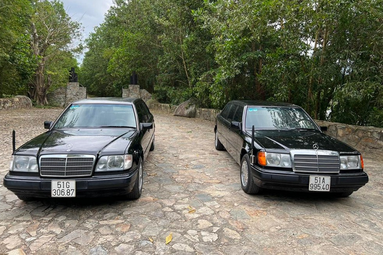 Theo giới chơi xe độc lạ, số lượng dòng xe Mercedes-Benz Limousine 6 cửa tại Việt Nam có không quá 2 chiếc và tất cả đều đã được 1 nhà sưu tập mang về garage của mình, người đó cũng rất yêu thích tậu các siêu xe, xe siêu sang theo bộ đôi, nhân vật đó chính là ông Đặng Lê Nguyên Vũ.