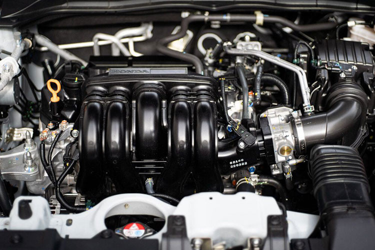 Cung cấp sức mạnh cho BR-V 2023 là khối động cơ 4 xy-lanh i-VTEC 1.5L hút khí tự nhiên giống hệt Honda City, công suất 119 mã lực và 145 Nm mô-men xoắn, kết hợp hộp số CVT. Để có thể bán tại Việt Nam, tất nhiên BR-V sẽ có động cơ đạt chuẩn Euro 5.