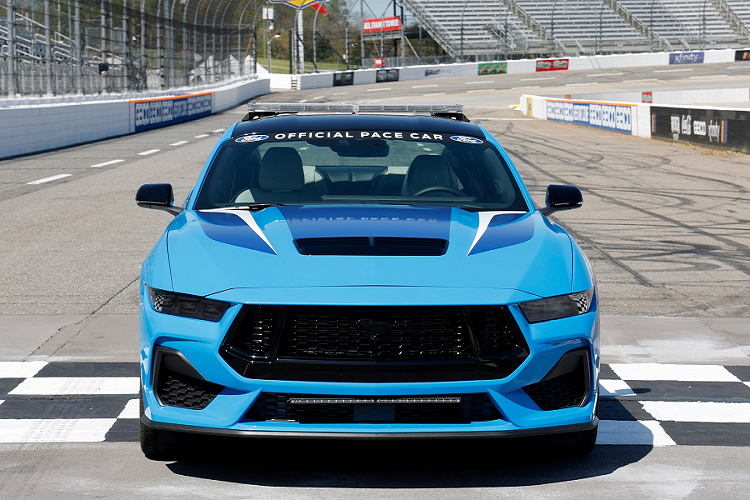 Ford Mustang GT 2024 mới cũng sẽ là chiếc xe tốc độ tại 6 sự kiện NASCAR nữa trong suốt mùa giải 2023. Họ sẽ tham gia các cuộc đua tại Talladega từ ngày 21 đến 23/4, Dover từ ngày 29 đến 30/4, Darlington từ ngày 12 đến ngày 14/5, Nashville từ ngày 23 đến 25/6, Chicago từ ngày 30/6 đến ngày 2/7 và Ngày Lao động cuối tuần tại Darlington từ ngày 1 đến ngày 3/9.