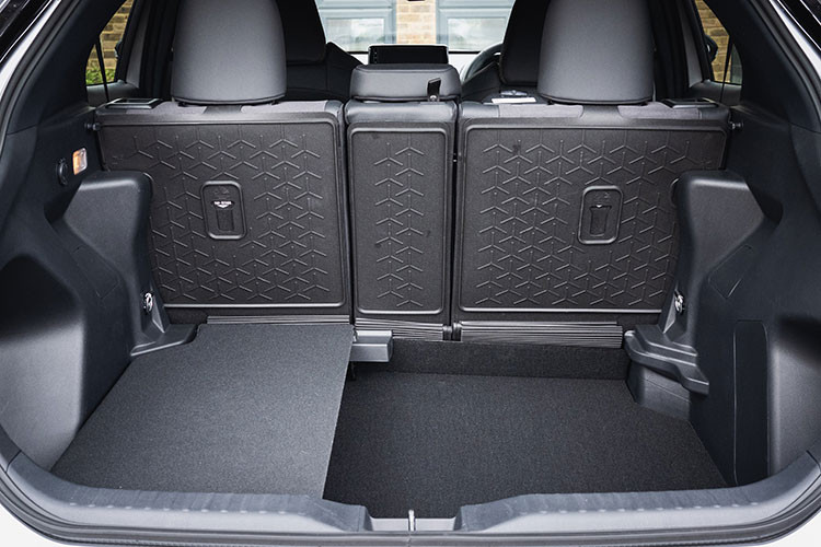 Toyota Yaris ngung ban tai Viet Nam, thay the bang SUV Yaris Cross?-Hinh-4