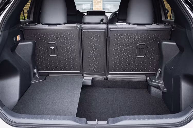 Toyota Yaris ngung ban tai Viet Nam, thay the bang SUV Yaris Cross?-Hinh-4