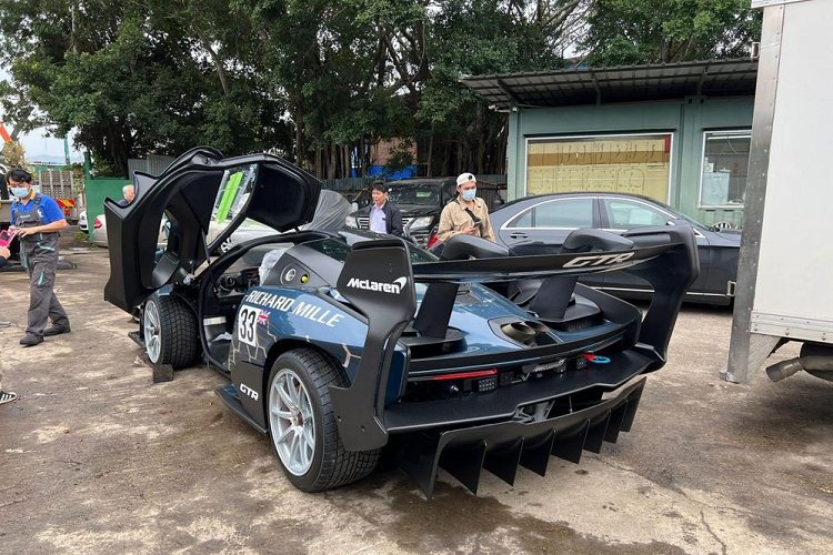 Hiện chưa rõ chiếc siêu xe dành cho đường đua McLaren Senna GTR này đã tái xuất hay vẫn còn ở Việt Nam với mục đích ngắm là chính. Nhưng việc 1 đơn vị nhập khẩu tư nhân dám mang về siêu xe đường đua thì đây là trường hợp đầu tiên.