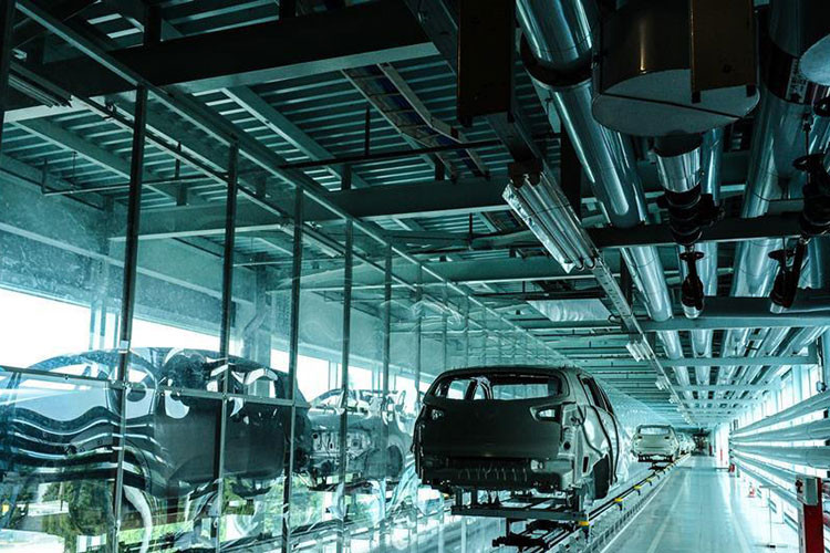 May mắn, vụ hỏa hoạn tại nhà máy số 3 của Kia ở Hwaseong, Hàn Quốc không ghi nhận thương vong nào về người nhưng hoạt động của dây chuyền sơn bị tạm dừng do 8 robot bị hỏng.