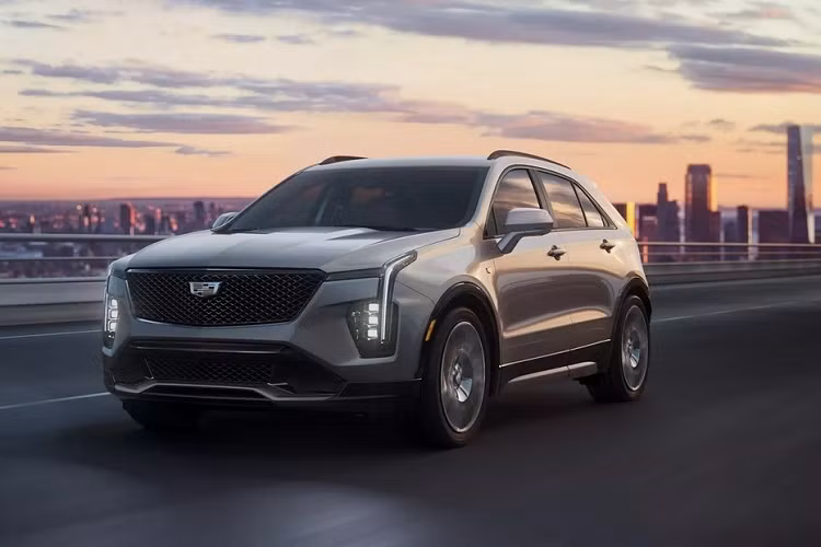 Tuy tập trung vào mảng ô tô điện nhưng thương hiệu xe sang Cadillac của Mỹ cũng không bỏ quên các mẫu xe xăng truyền thống. Mới đây, hãng xe Mỹ đã vén màn phiên bản mới của dòng SUV hạng sang Cadillac XT4 2024 mới với nhiều nâng cấp đáng chú ý.