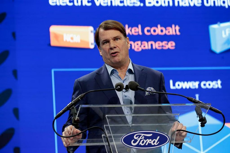 Ford coi Trung Quoc la doi thu lon nhat tren thi truong oto dien