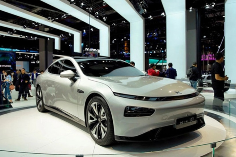 Điều này khiến cho những mẫu xe điện đến từ Trung Quốc luôn khác lạ và ấn tượng vfa đặc biệt là mức giá "mềm" khá phù hợp với thị hiếu người tiêu dùng hiện nay.